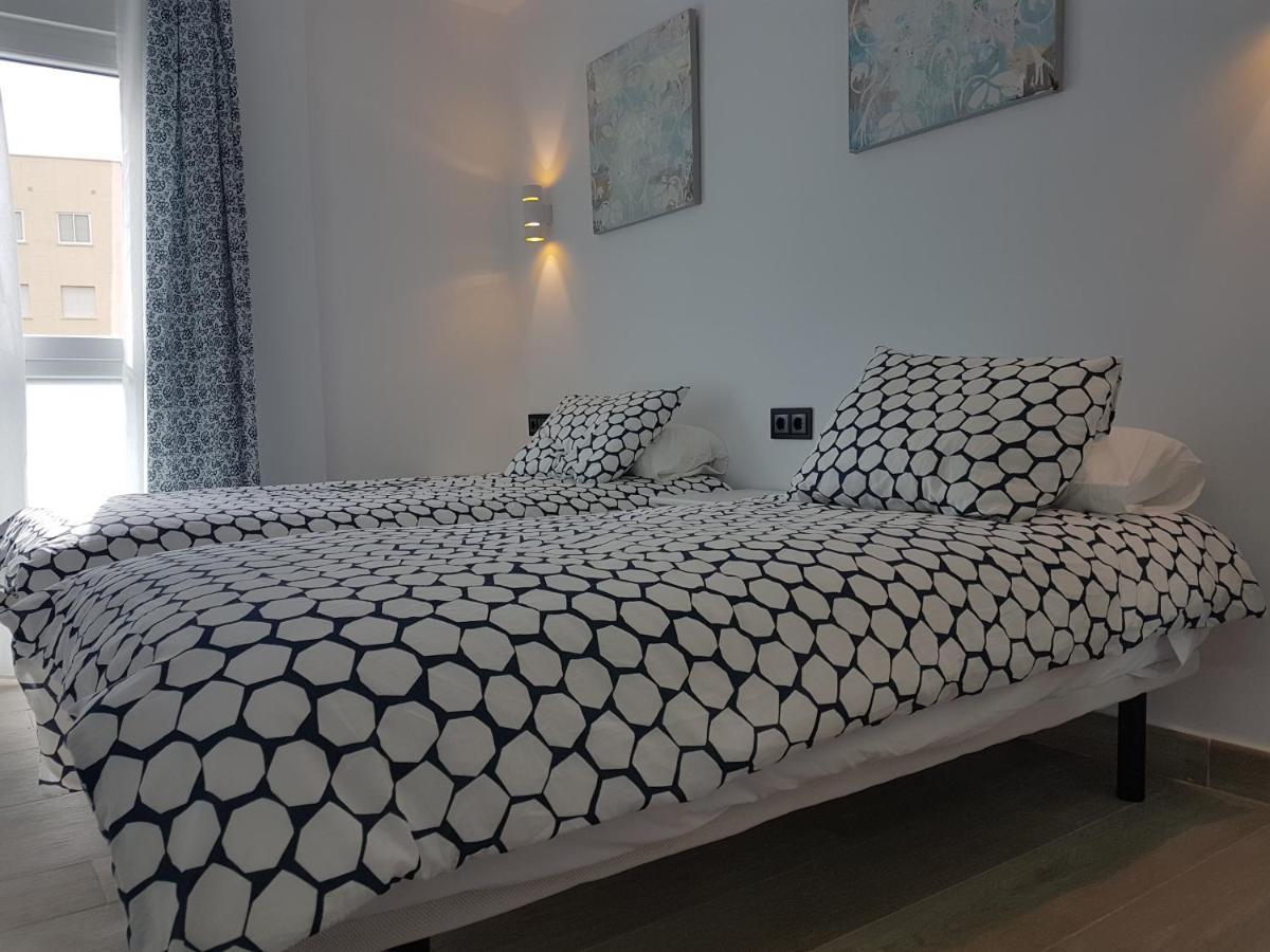 Pepes Home 3 Habitaciones & Parking Gratis Torremolinos Exterior foto
