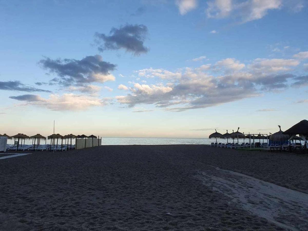 Pepes Home 3 Habitaciones & Parking Gratis Torremolinos Exterior foto